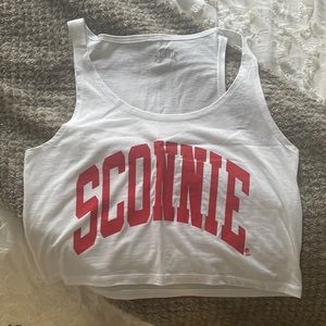 Sconnie crop top